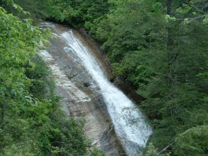 <b>Bearwallow Falls Hike</b><br> Bearwallow Falls