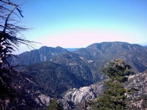 <b>Twin Peaks and Mt. Waterman From Pleasant View ridge</b>
