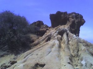 <b>The Red Butte</b><br> A rock formation called Red Butte in Torrey Pines State Reserve.