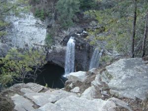 The drought has been tough on the falls, great view of the gaping erosion hole behind the falls, camera ran out of batteries at the bottom of the falls.