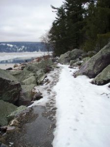 <b>Tumbled Rocks Trail</b>