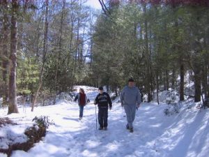 <b>Hiking on the snowy path!</b>