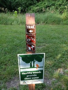 <b>Hickory Grove</b><br> This is a connector trail and is the only one where jogging is allowed so it is by far the most used and isn't necessarily worth all the traffic, but it connects two other trails to combine a decent hike