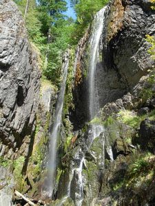 <b>Henline Falls</b>