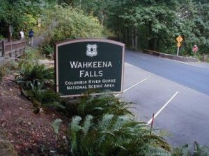 <b>Wahkeena Falls</b>